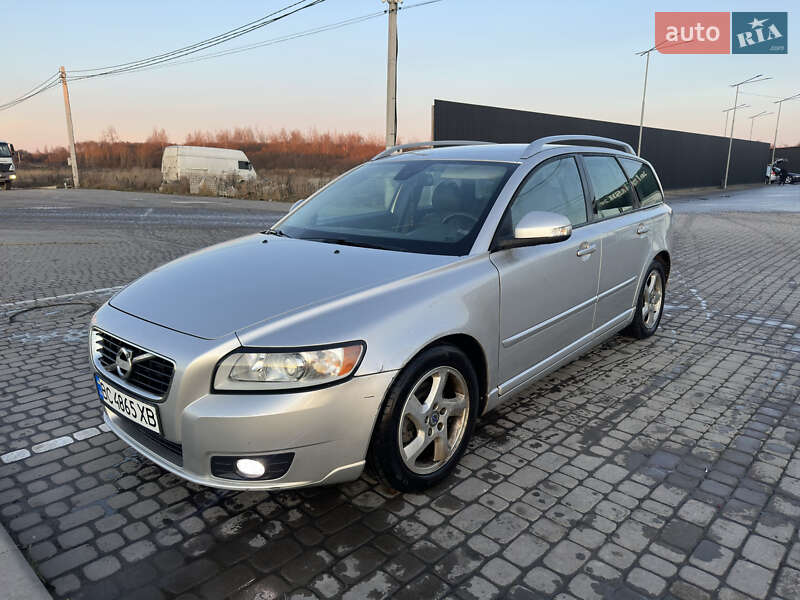 Volvo V50 2012