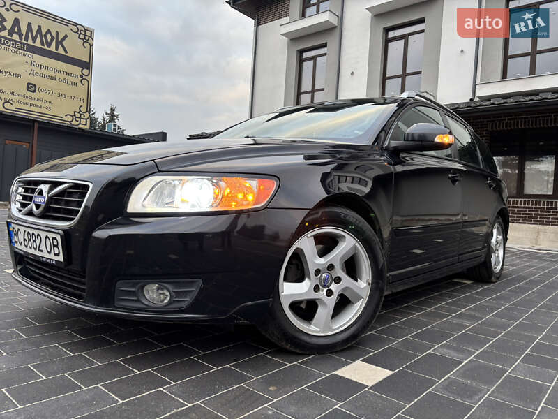 Универсал Volvo V50 2012 в Львове