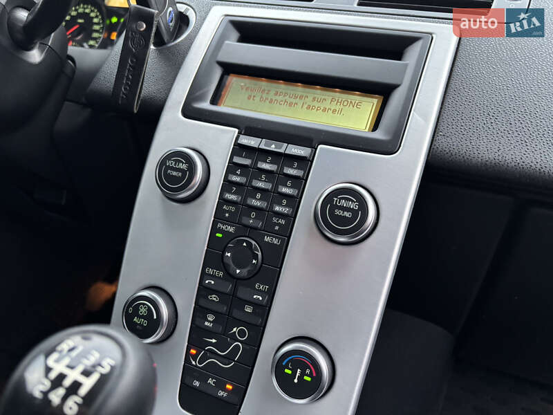 Универсал Volvo V50 2012 в Львове