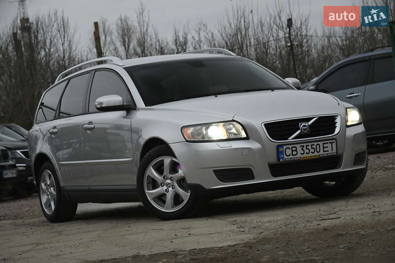 Volvo V50 2009