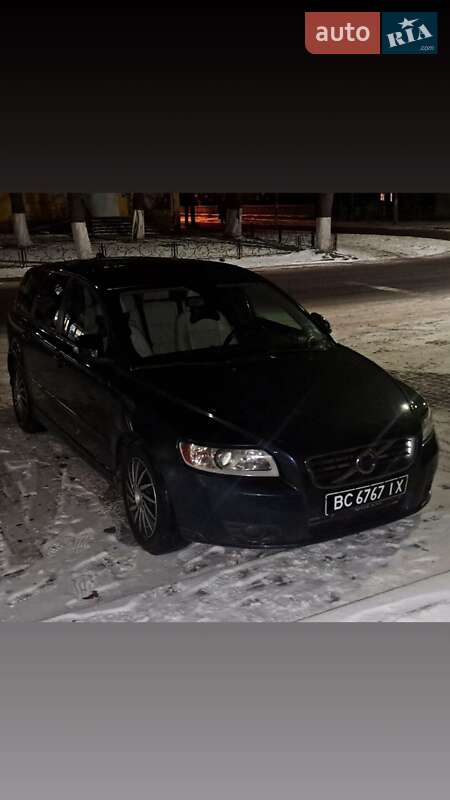 Volvo V50 2010