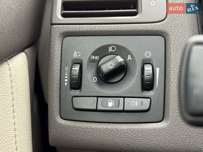 Універсал Volvo V50 2011 в Стрию фото 44 Універсал Volvo V50 2011 в Стрию