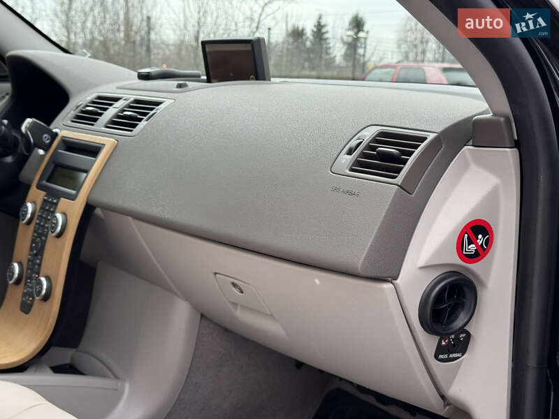 Універсал Volvo V50 2011 в Стрию фото 91 Універсал Volvo V50 2011 в Стрию