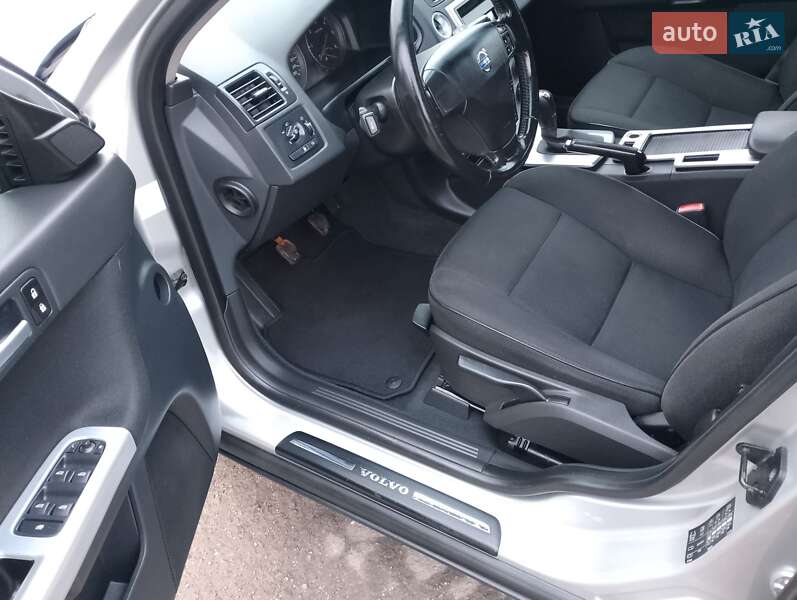 Універсал Volvo V50 2010 в Тернополі фото 20 Універсал Volvo V50 2010 в Тернополі
