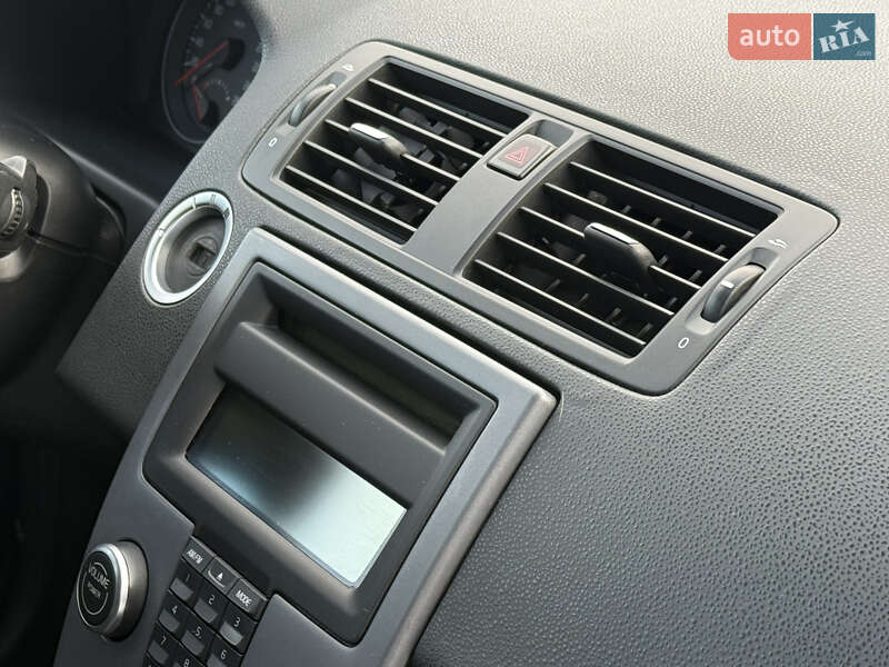 Універсал Volvo V50 2012 в Рівному