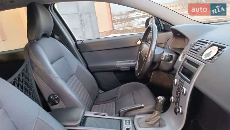 Універсал Volvo V50 2011 в Сарнах фото 78 Універсал Volvo V50 2011 в Сарнах