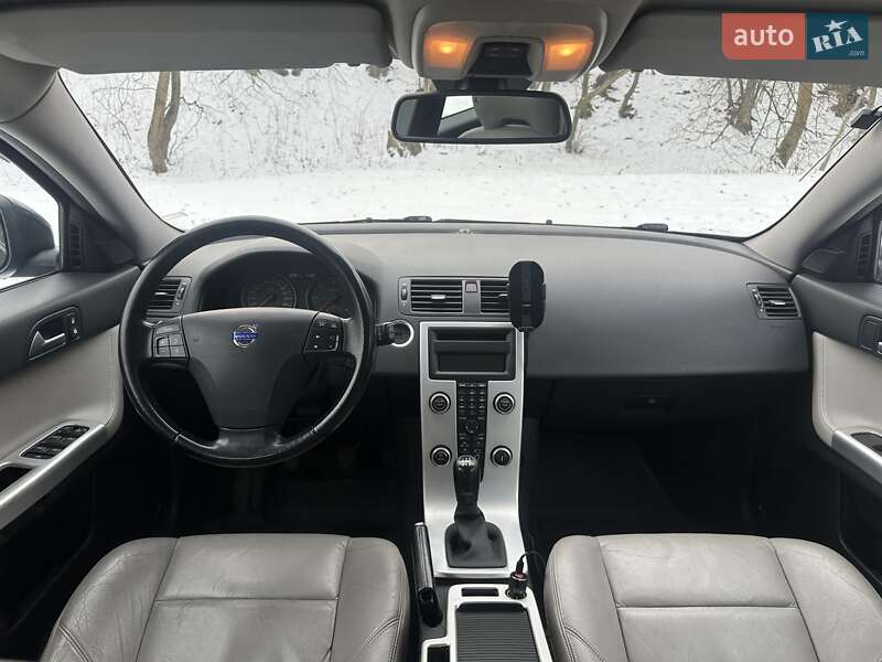 Універсал Volvo V50 2009 в Львові