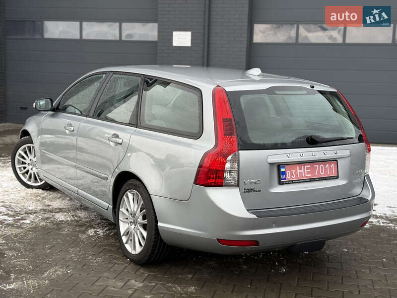 Универсал Volvo V50 2009 в Луцке