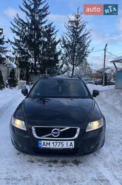 Универсал Volvo V50 2010 в Казатине