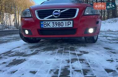 Универсал Volvo V50 2012 в Кременце