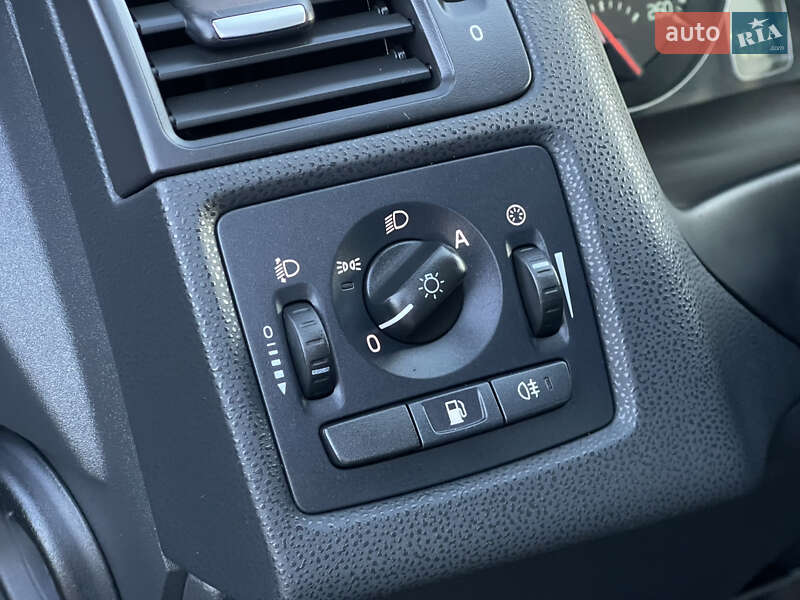 Універсал Volvo V50 2012 в Стрию фото 52 Універсал Volvo V50 2012 в Стрию