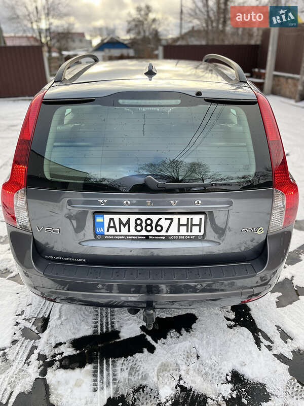 Универсал Volvo V50 2011 в Малине фото 2 Универсал Volvo V50 2011 в Малине