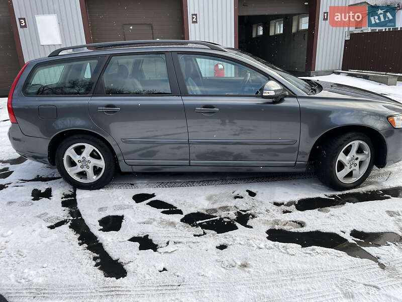 Универсал Volvo V50 2011 в Малине фото 22 Универсал Volvo V50 2011 в Малине