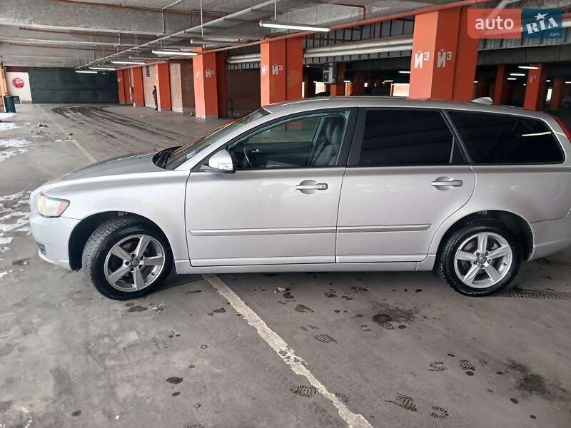 Универсал Volvo V50 2010 в Николаеве