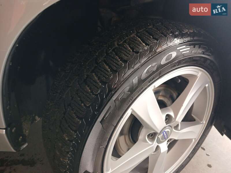 Универсал Volvo V50 2010 в Николаеве