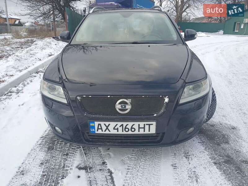 Универсал Volvo V50 2012 в Харькове