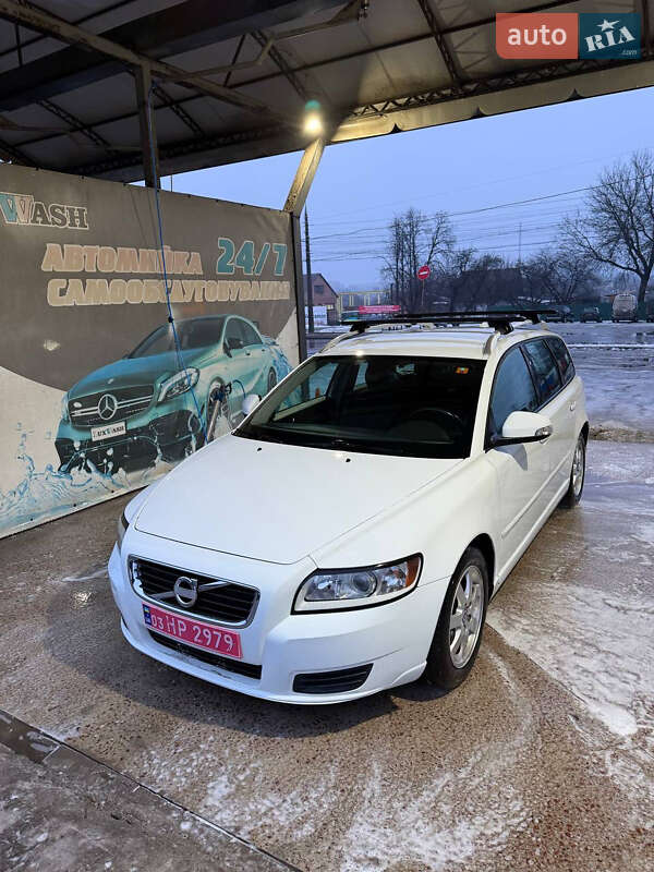Volvo V50 2012