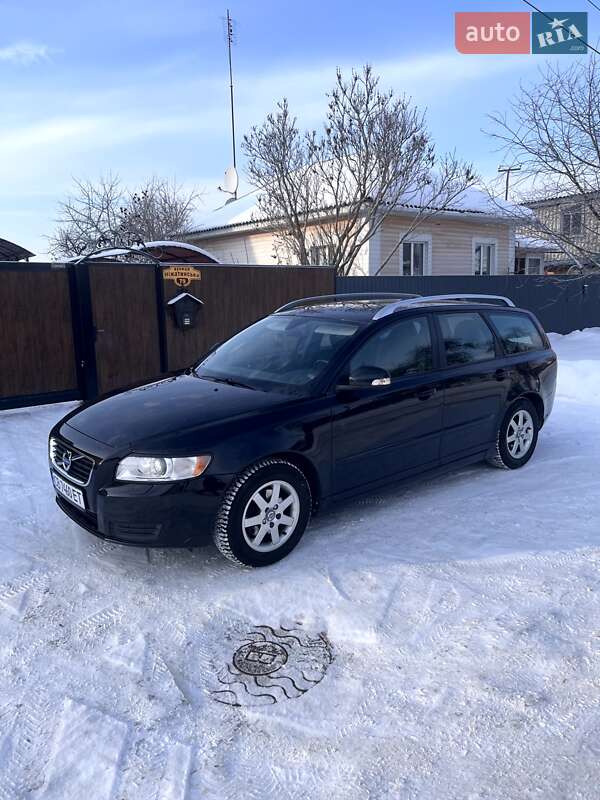 Универсал Volvo V50 2011 в Нежине