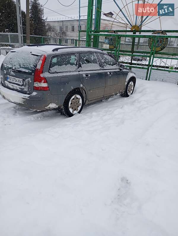 Универсал Volvo V50 2006 в Изяславе