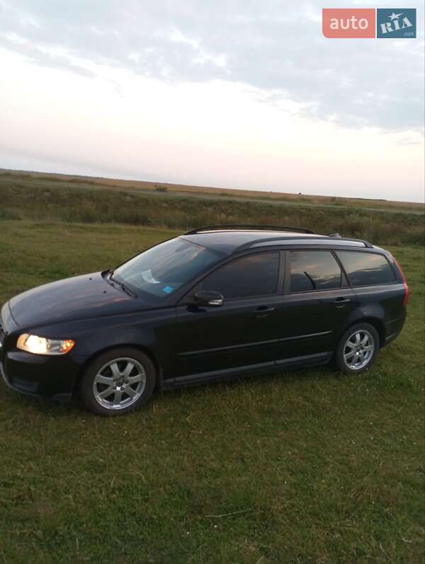Универсал Volvo V50 2010 в Луцке