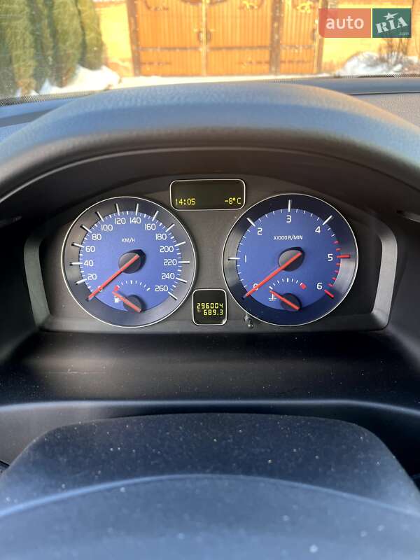 Универсал Volvo V50 2012 в Нежине