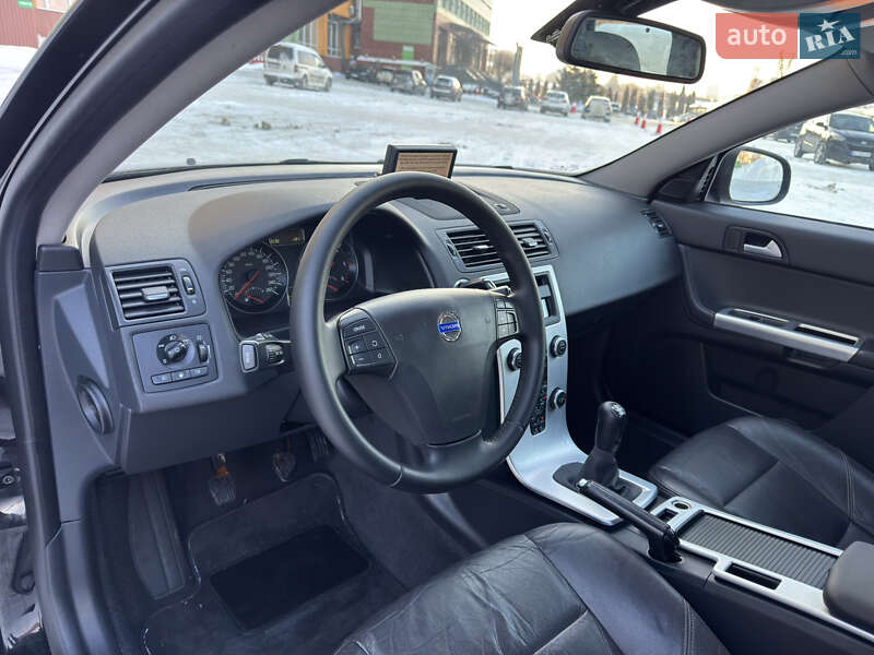 Универсал Volvo V50 2011 в Луцке