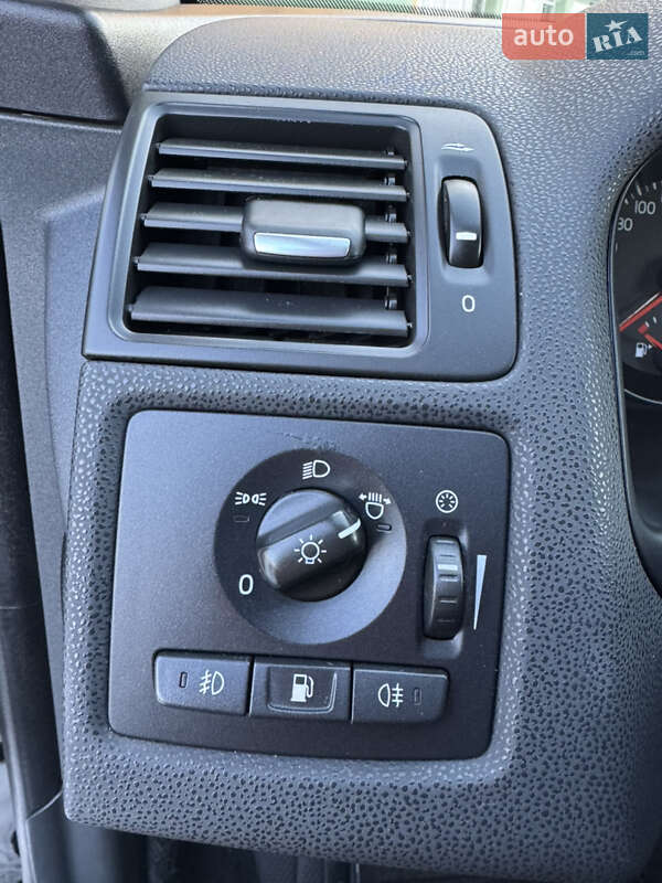 Универсал Volvo V50 2011 в Луцке