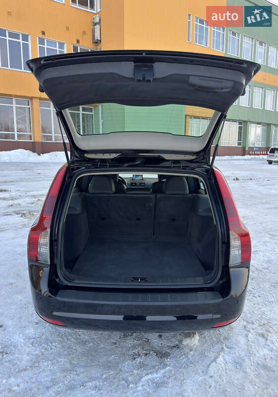 Универсал Volvo V50 2011 в Луцке