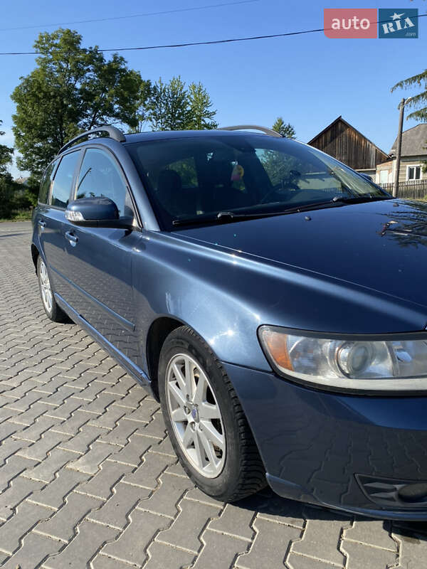 Универсал Volvo V50 2008 в Каменке