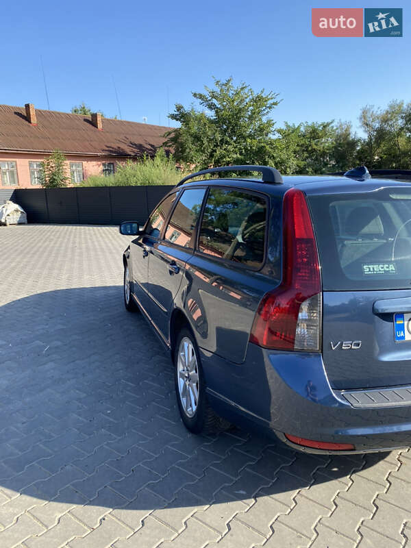 Универсал Volvo V50 2008 в Каменке