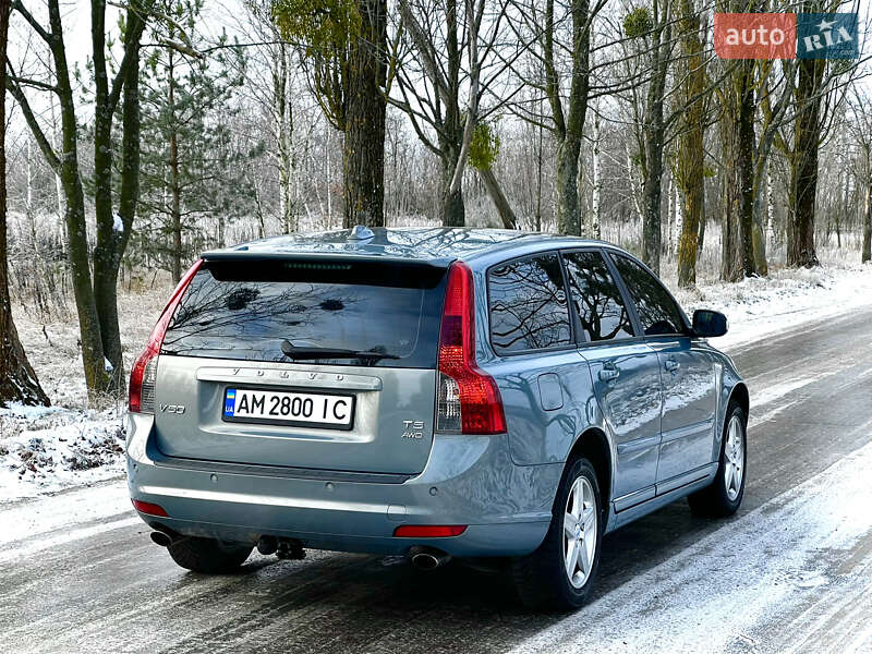 Универсал Volvo V50 2009 в Житомире