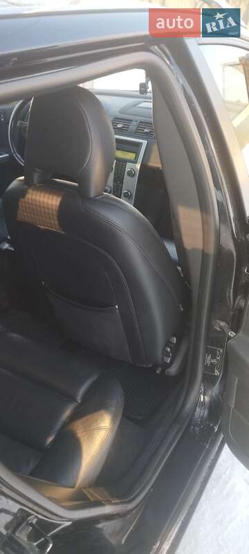 Универсал Volvo V50 2011 в Баре