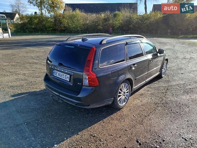 Универсал Volvo V50 2009 в Киеве фото 4 Универсал Volvo V50 2009 в Киеве