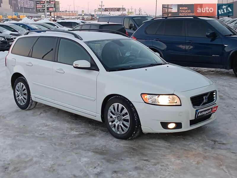 Универсал Volvo V50 2009 в Львове