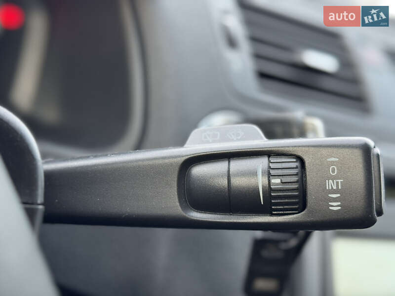 Универсал Volvo V50 2011 в Стрые фото 52 Универсал Volvo V50 2011 в Стрые