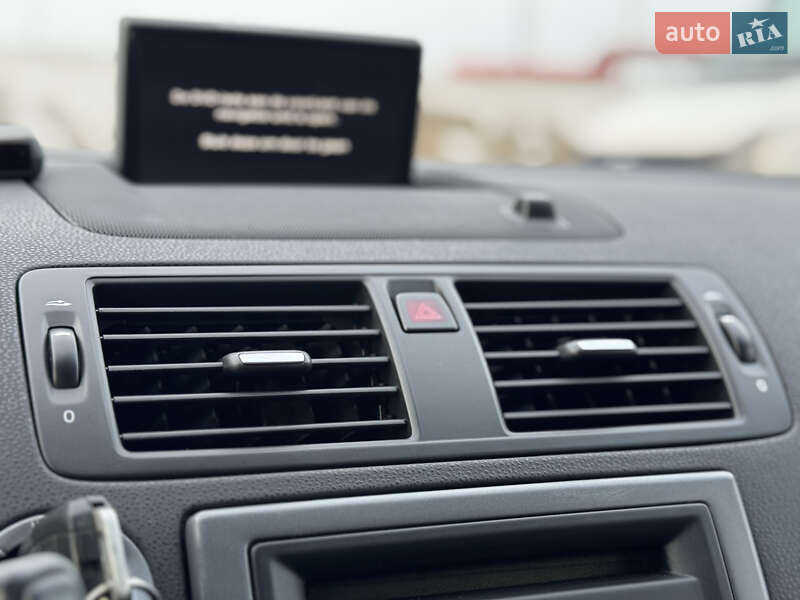 Универсал Volvo V50 2011 в Стрые фото 61 Универсал Volvo V50 2011 в Стрые