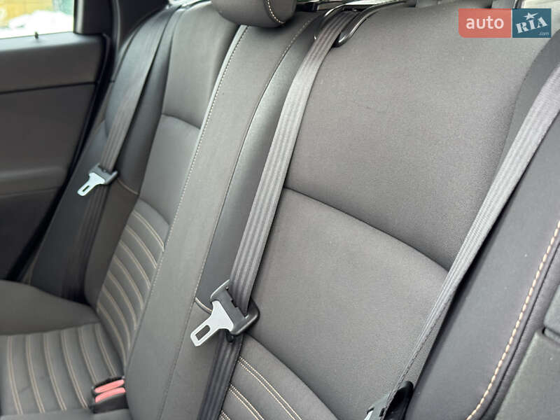 Универсал Volvo V50 2011 в Стрые фото 74 Универсал Volvo V50 2011 в Стрые