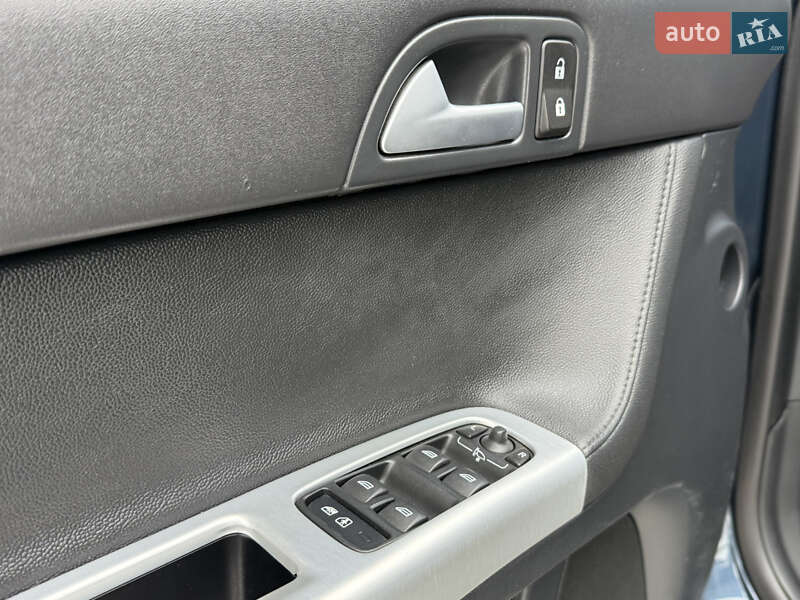 Универсал Volvo V50 2010 в Стрые фото 41 Универсал Volvo V50 2010 в Стрые