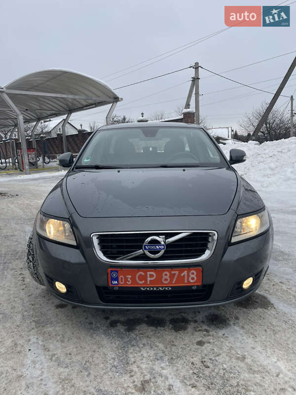 Универсал Volvo V50 2010 в Ровно