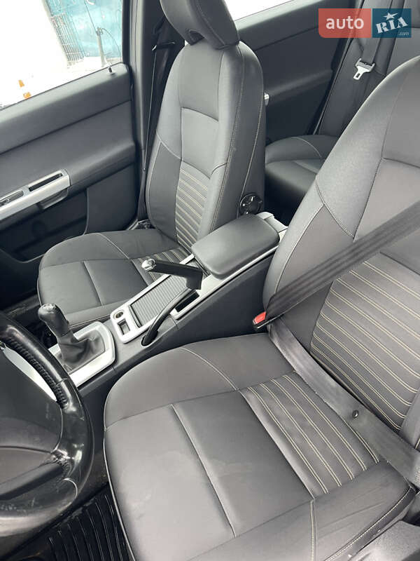 Универсал Volvo V50 2010 в Ровно