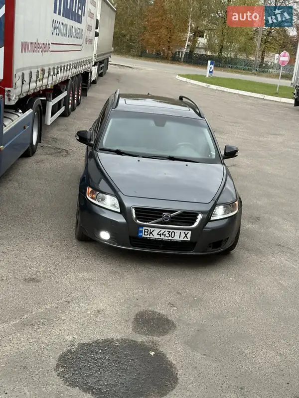 Volvo V50 2010