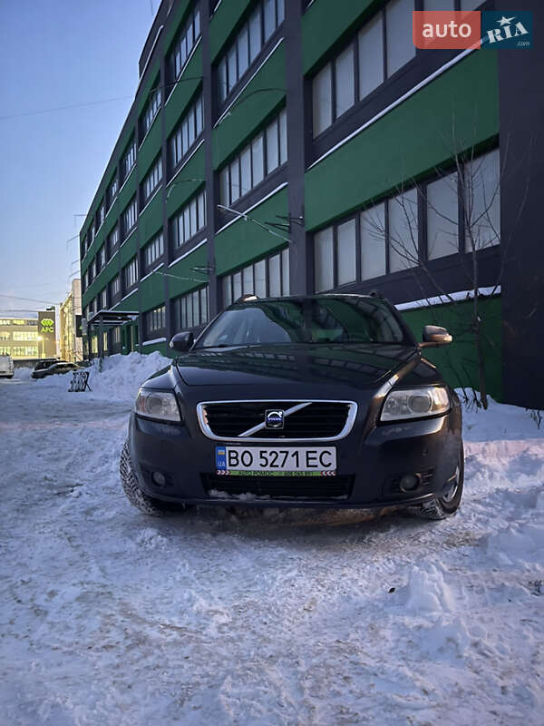 Універсал Volvo V50 2009 в Тернополі