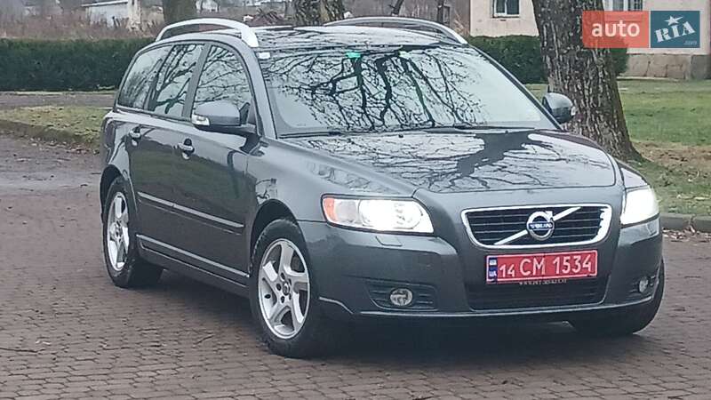 Универсал Volvo V50 2012 в Стрые