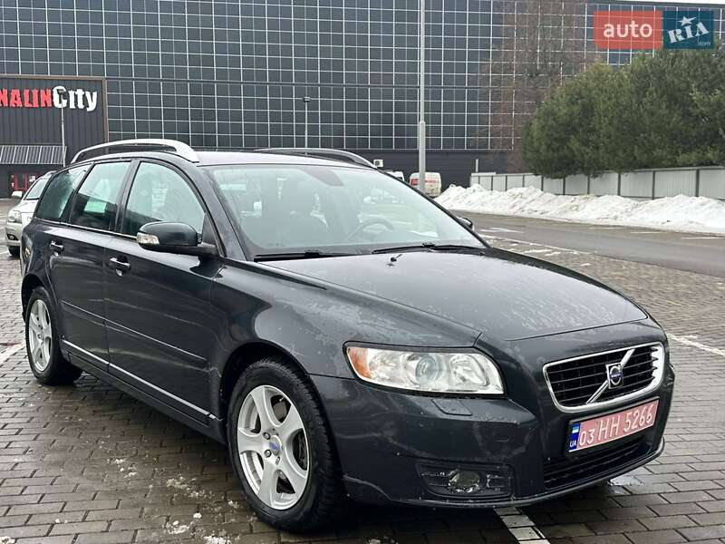 Універсал Volvo V50 2009 в Луцьку