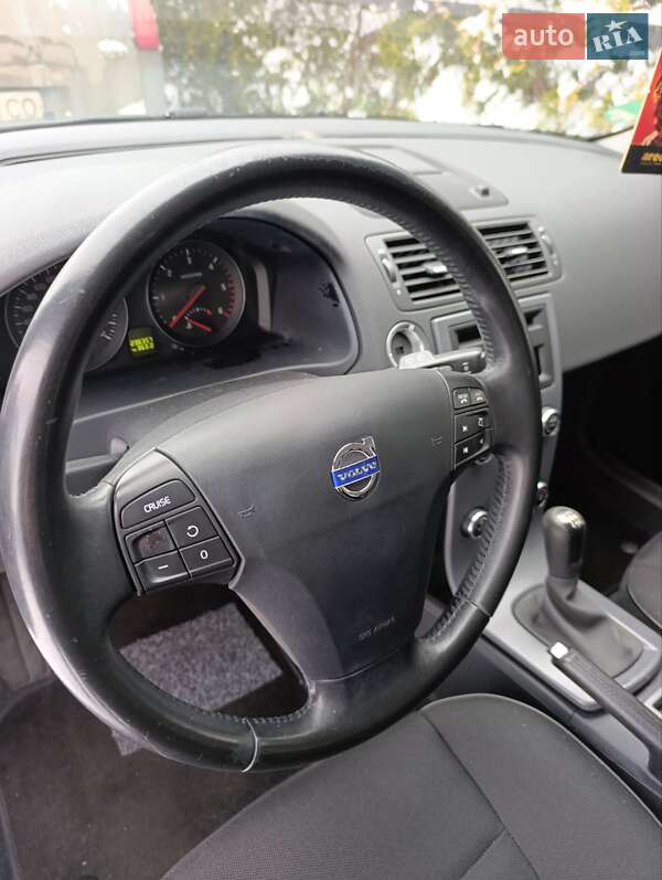 Универсал Volvo V50 2011 в Луцке