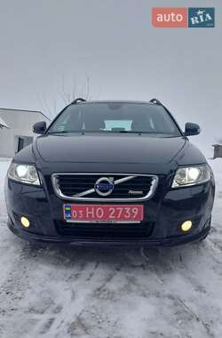 Універсал Volvo V50 2011 в Рівному