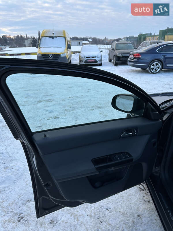 Універсал Volvo V50 2012 в Рівному