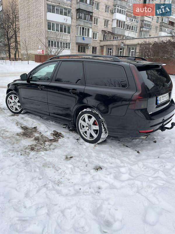 Универсал Volvo V50 2011 в Виннице