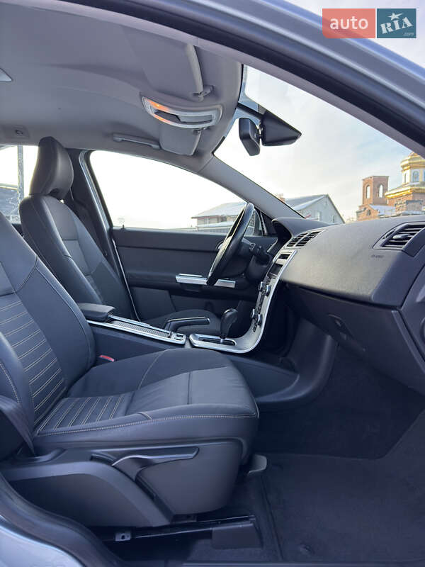 Универсал Volvo V50 2010 в Луцке фото 30 Универсал Volvo V50 2010 в Луцке