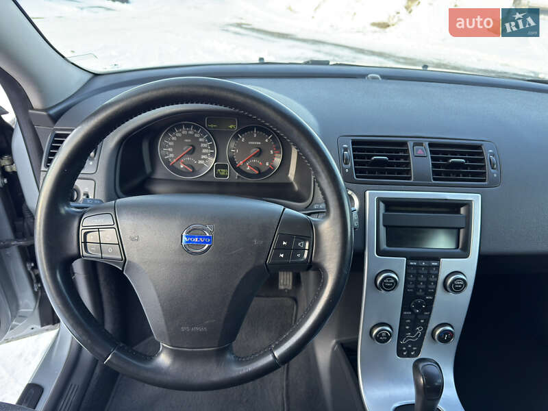 Универсал Volvo V50 2010 в Луцке фото 38 Универсал Volvo V50 2010 в Луцке
